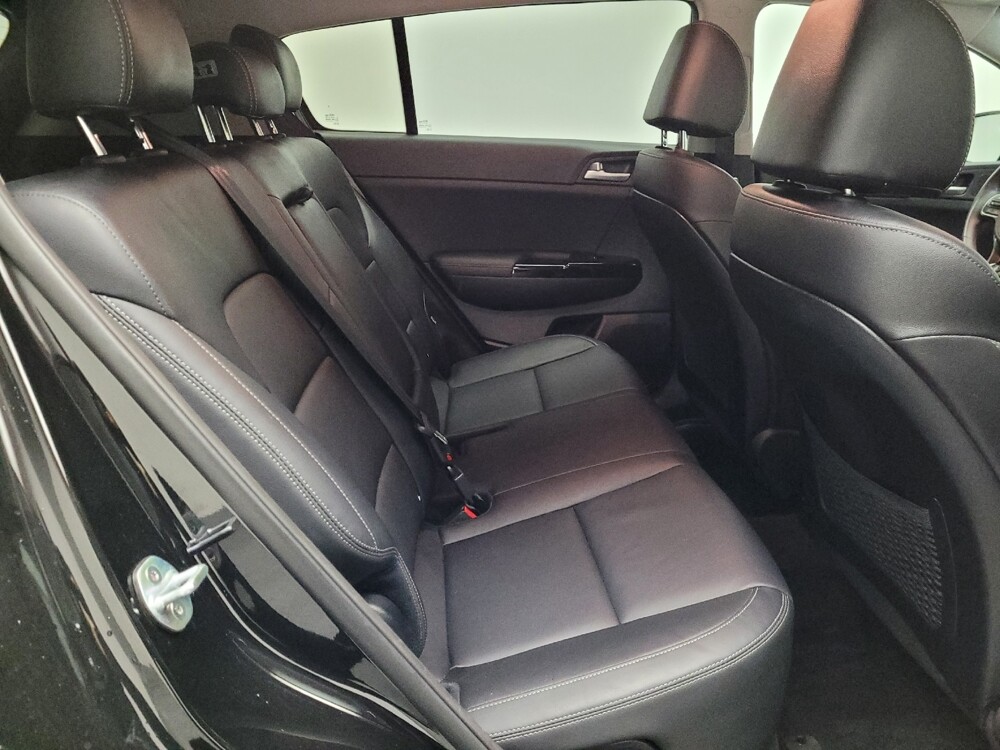 2019 Kia Sportage in Montclair, CA 91763 - 18078206 19