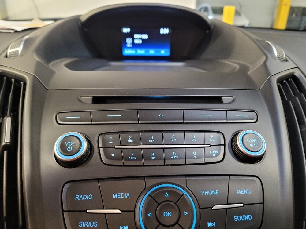 2018 Ford Escape in Montclair, CA 91763 - 18078208 25