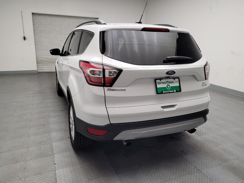 2018 Ford Escape in Montclair, CA 91763 - 18078208 6