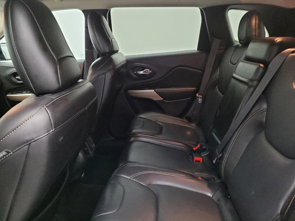 2018 Jeep Cherokee in Columbus, OH 43231 - 18078211 18