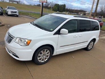 2016 Chrysler Town & Country in Winchester, VA 22602