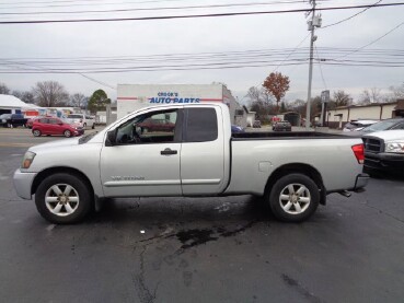 2011 Nissan Titan in Lebanon, TN 37087-3302