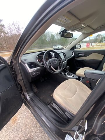2016 Jeep Cherokee in Flowery Branch, GA 30542 - 18078247 10