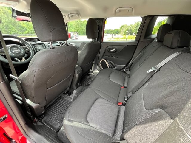 2016 Jeep Renegade in Flowery Branch, GA 30542 - 18078250 10