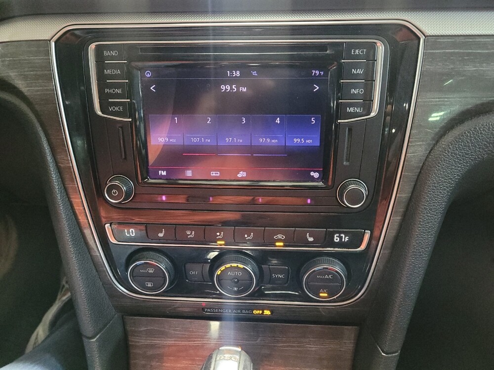 2017 Volkswagen Passat in Fort Worth, TX 76116 - 18078278 25