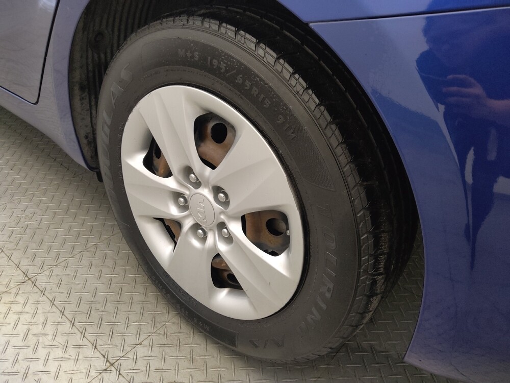 2017 Kia Forte in Houston, TX 77074 - 18078317 31