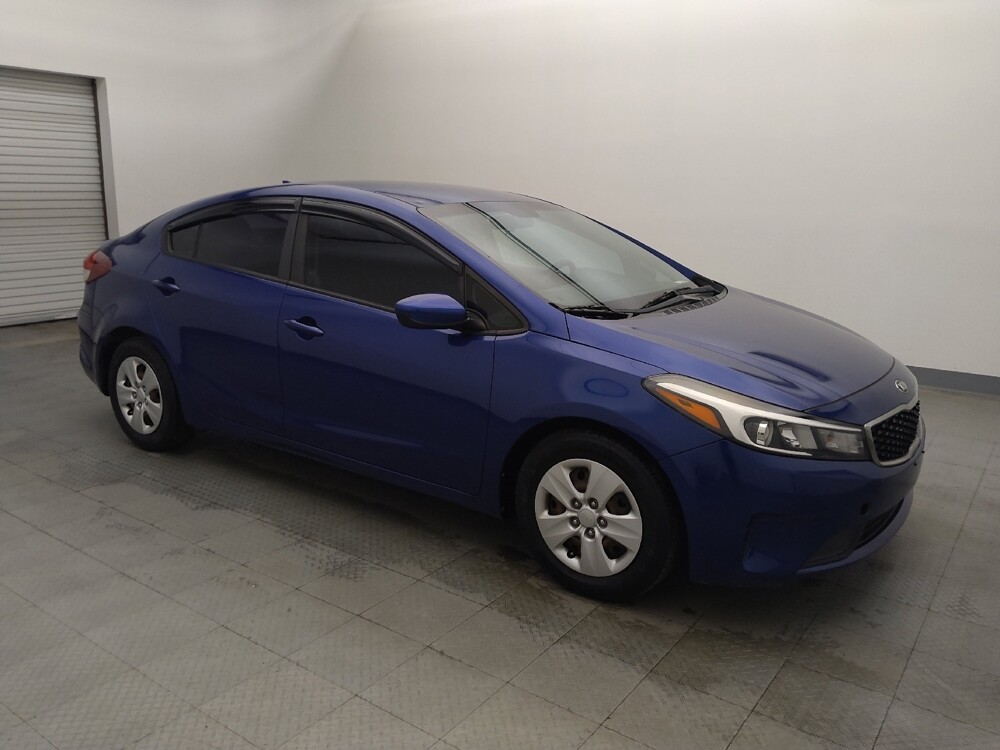 2017 Kia Forte in Houston, TX 77074 - 18078317 11