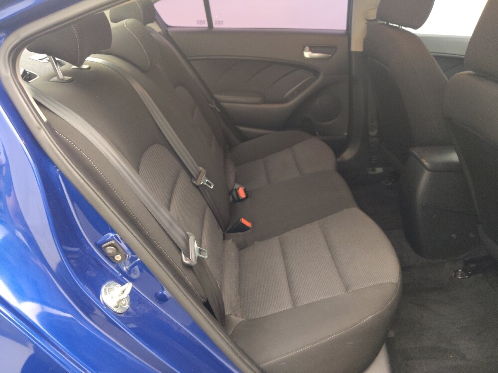 2017 Kia Forte in Houston, TX 77074 - 18078317 19