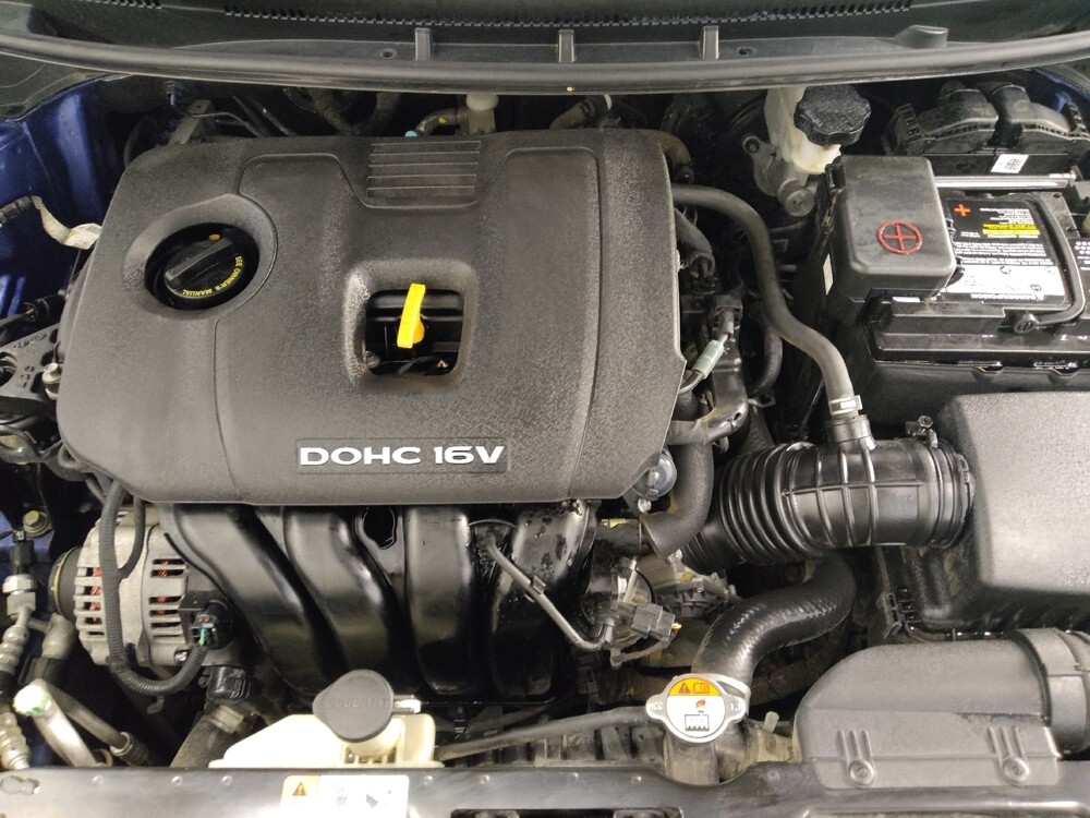 2017 Kia Forte in Houston, TX 77074 - 18078317 30