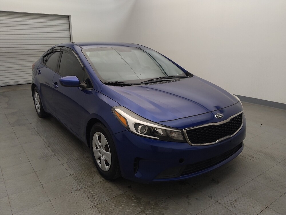 2017 Kia Forte in Houston, TX 77074 - 18078317 13