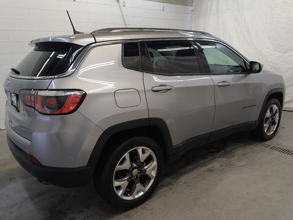 2019 Jeep Compass in Cincinnati, OH 45255 - 18078319 10