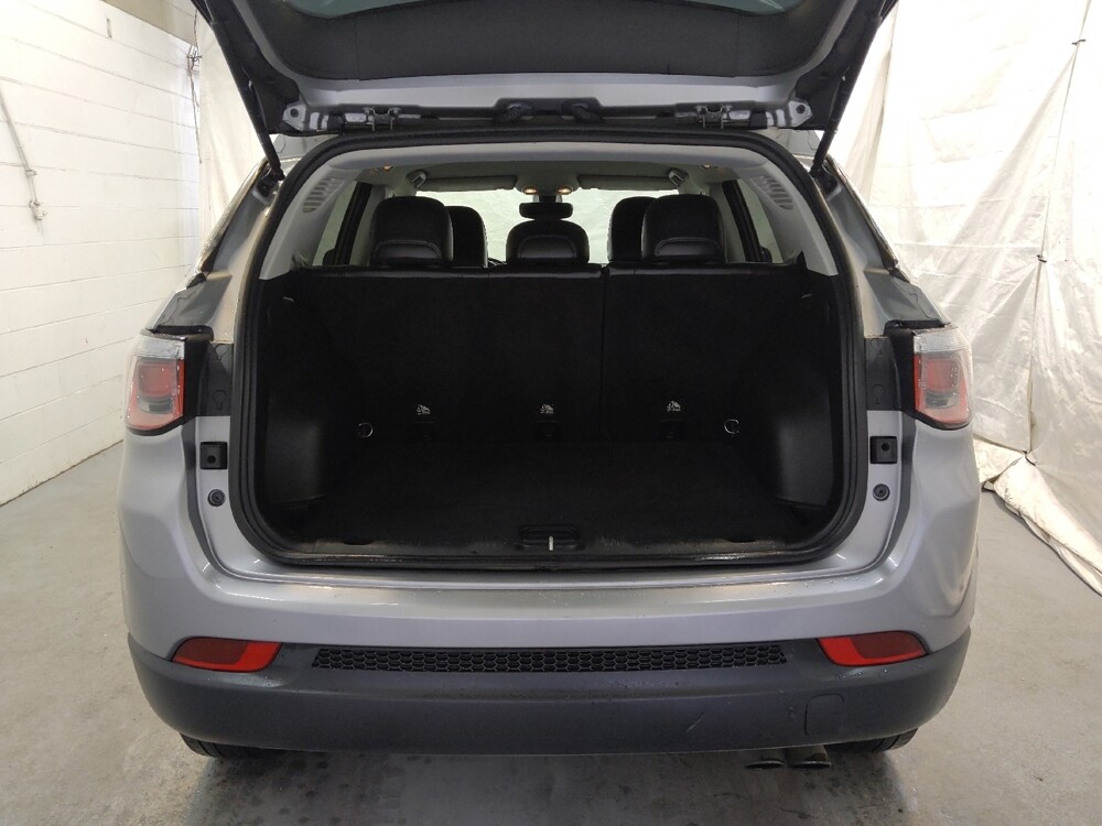 2019 Jeep Compass in Cincinnati, OH 45255 - 18078319 29