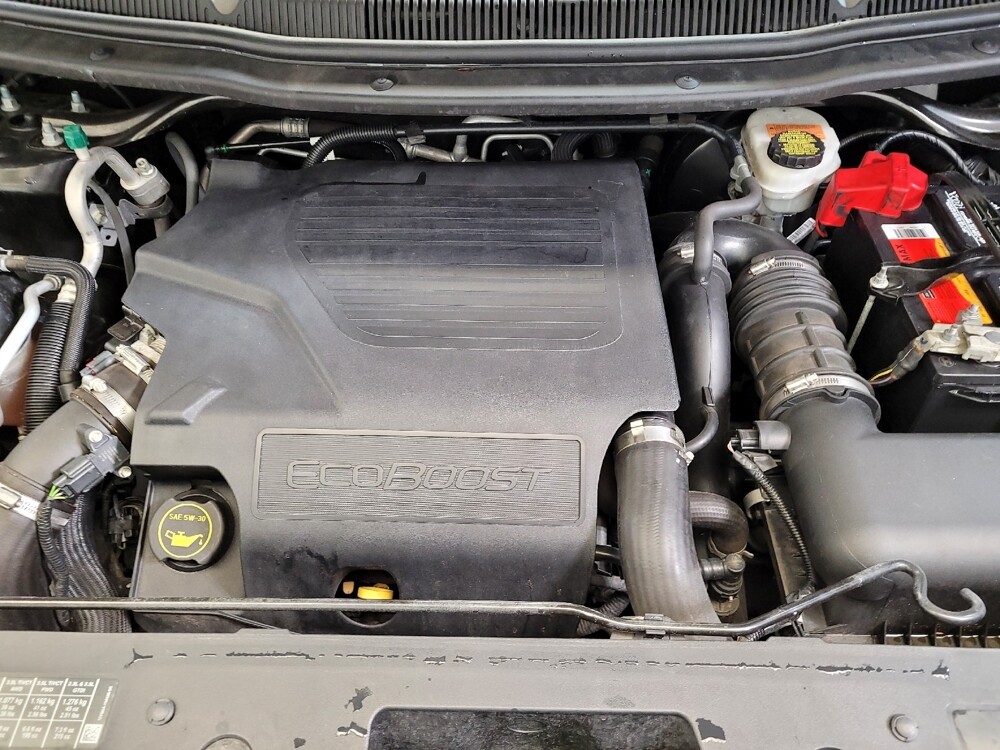 2018 Ford Explorer in Louisville, KY 40258 - 18078324 30