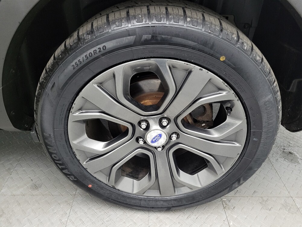 2018 Ford Explorer in Louisville, KY 40258 - 18078324 31