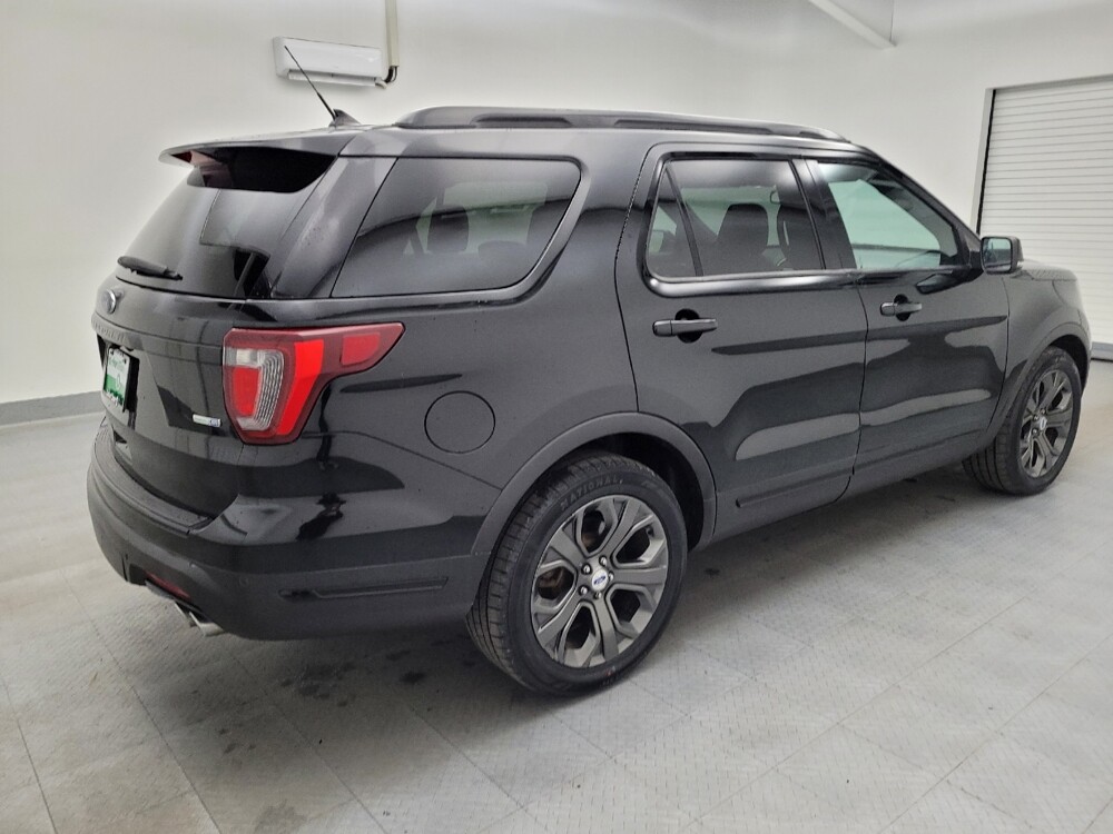 2018 Ford Explorer in Louisville, KY 40258 - 18078324 10