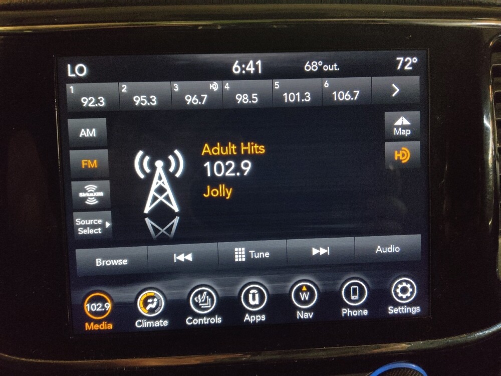 2021 Jeep Grand Cherokee in Greenville, SC 29607 - 18078326 25