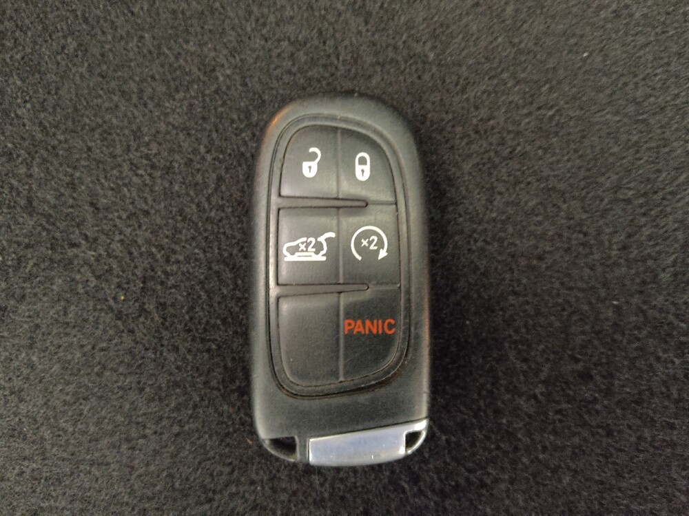 2019 Jeep Cherokee in St. Louis, MO 63125 - 18078339 32