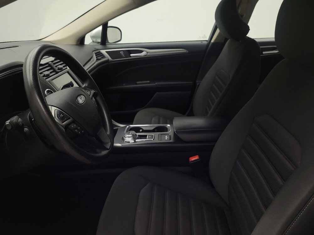 2019 Ford Fusion in Midlothian, IL 60445 - 18078342 17