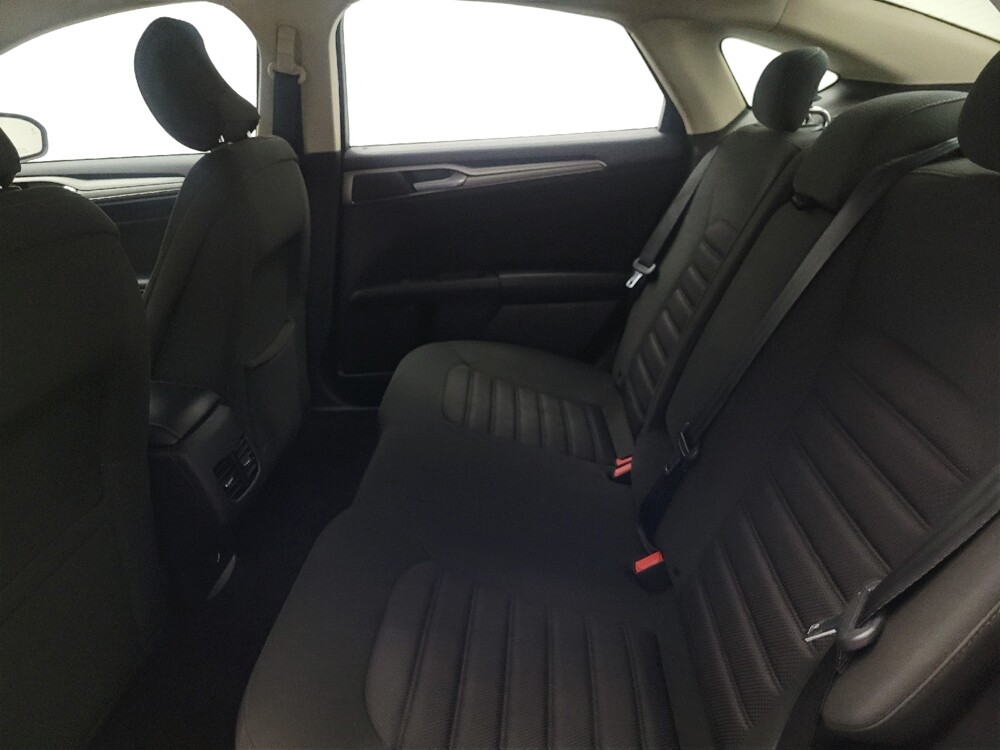 2019 Ford Fusion in Midlothian, IL 60445 - 18078342 18