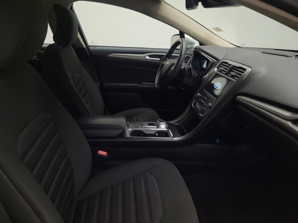 2019 Ford Fusion in Midlothian, IL 60445 - 18078342 21