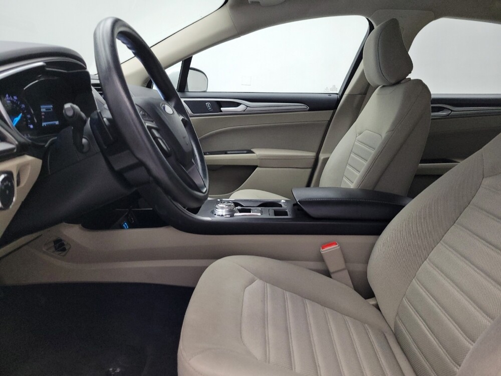 2020 Ford Fusion in Lombard, IL 60148 - 18078346 17