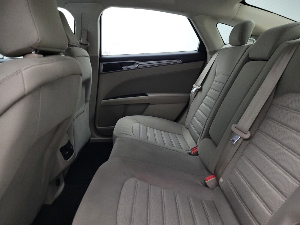 2020 Ford Fusion in Lombard, IL 60148 - 18078346 18