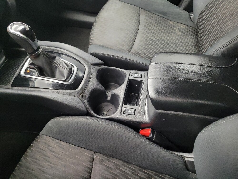 2018 Nissan Rogue in Madison, TN 37115 - 18078383 26