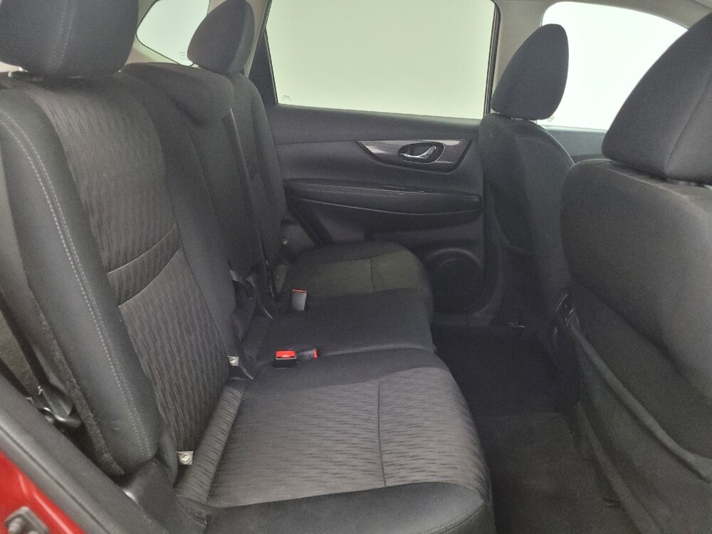 2018 Nissan Rogue in Madison, TN 37115 - 18078383 19