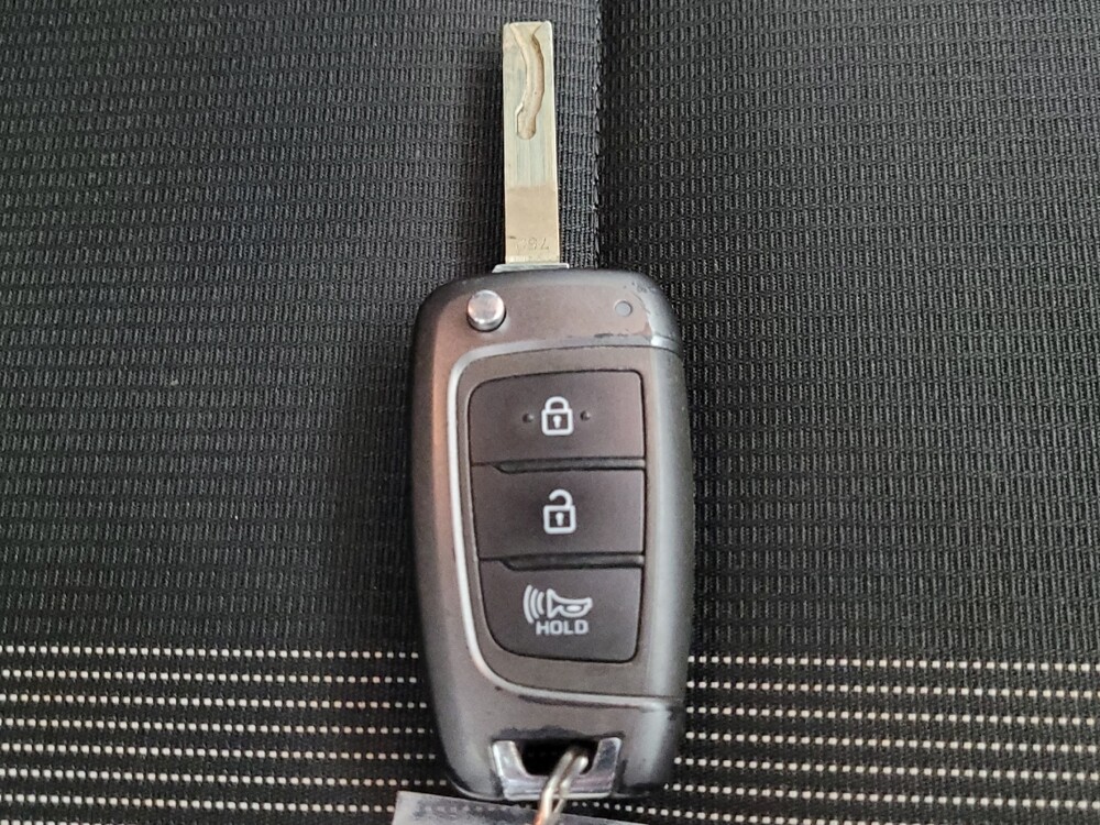 2021 Hyundai Venue in Midlothian, IL 60445 - 18078395 32