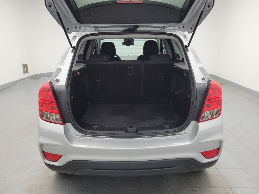 2020 Chevrolet Trax in Louisville, KY 40258 - 18078406 29