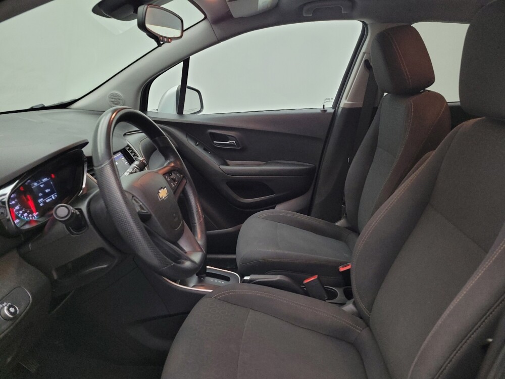 2020 Chevrolet Trax in Louisville, KY 40258 - 18078406 17