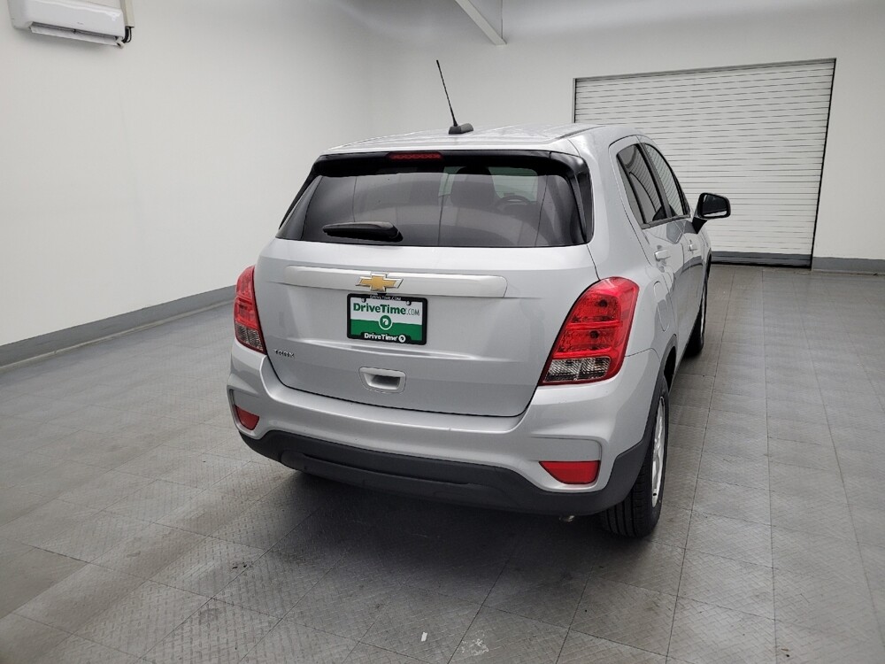 2020 Chevrolet Trax in Louisville, KY 40258 - 18078406 7