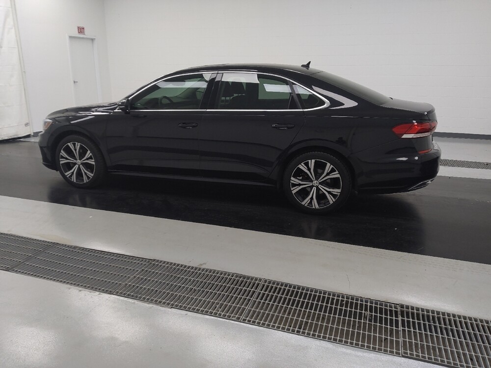 2021 Volkswagen Passat in St. Louis, MO 63125 - 18078417 3