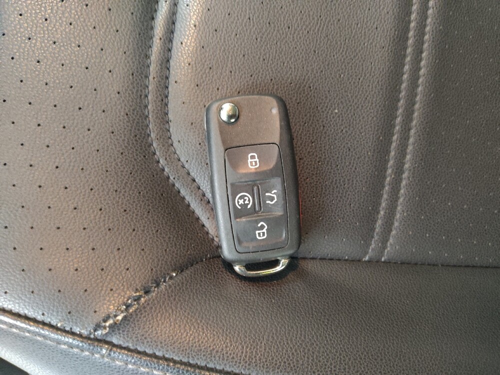 2021 Volkswagen Passat in St. Louis, MO 63125 - 18078417 32