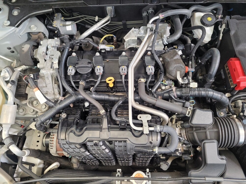 2021 Nissan Altima in Louisville, KY 40258 - 18078432 30