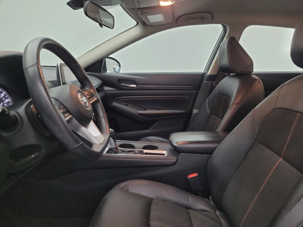 2021 Nissan Altima in Louisville, KY 40258 - 18078432 17