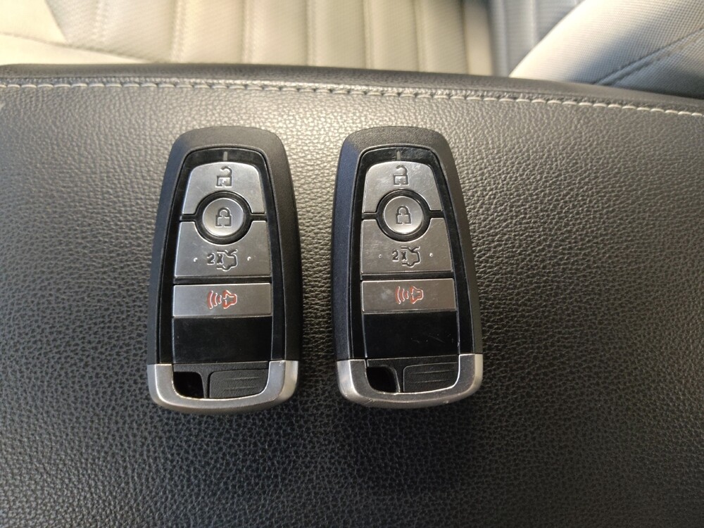 2018 Ford Fusion in Raleigh, NC 27604 - 18078441 32