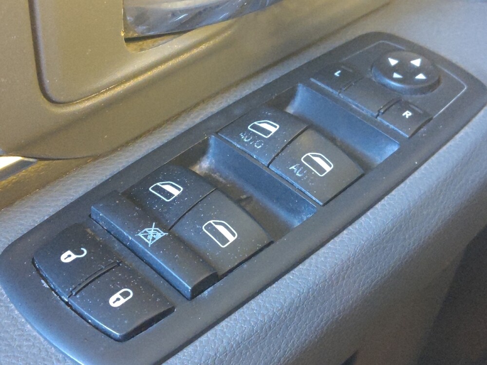 2019 RAM 1500 in Houston, TX 77034 - 18078444 27