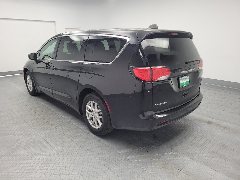 2022 Chrysler Voyager in Huntsville, AL 35816 - 18078459 5