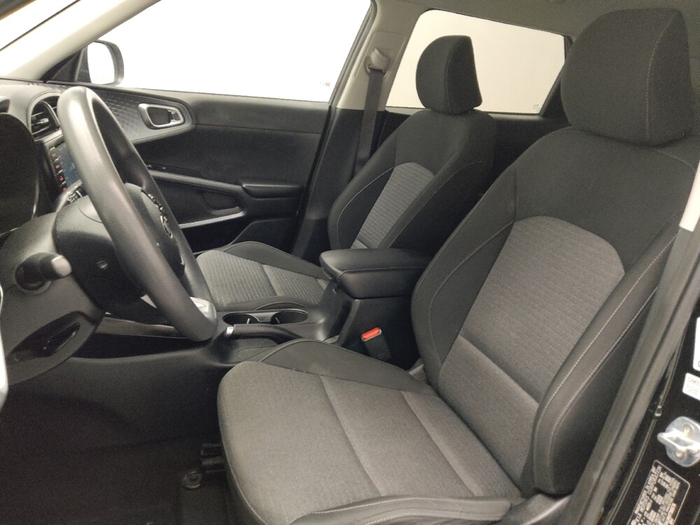 2021 Kia Soul in Conyers, GA 30094 - 18078461 17