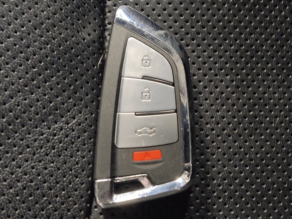 2020 Jeep Cherokee in Houston, TX 77074 - 18078468 32