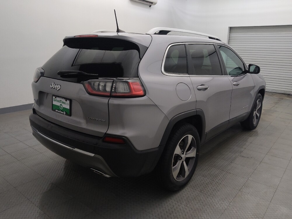 2020 Jeep Cherokee in Houston, TX 77074 - 18078468 9