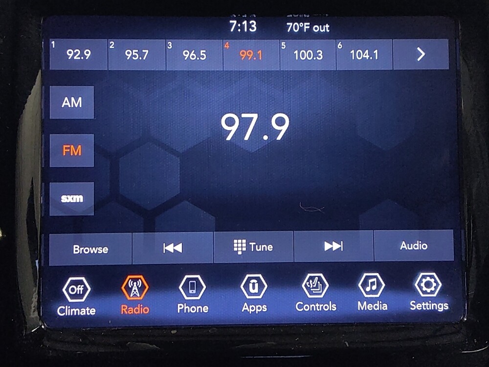 2020 Jeep Cherokee in Houston, TX 77074 - 18078468 25