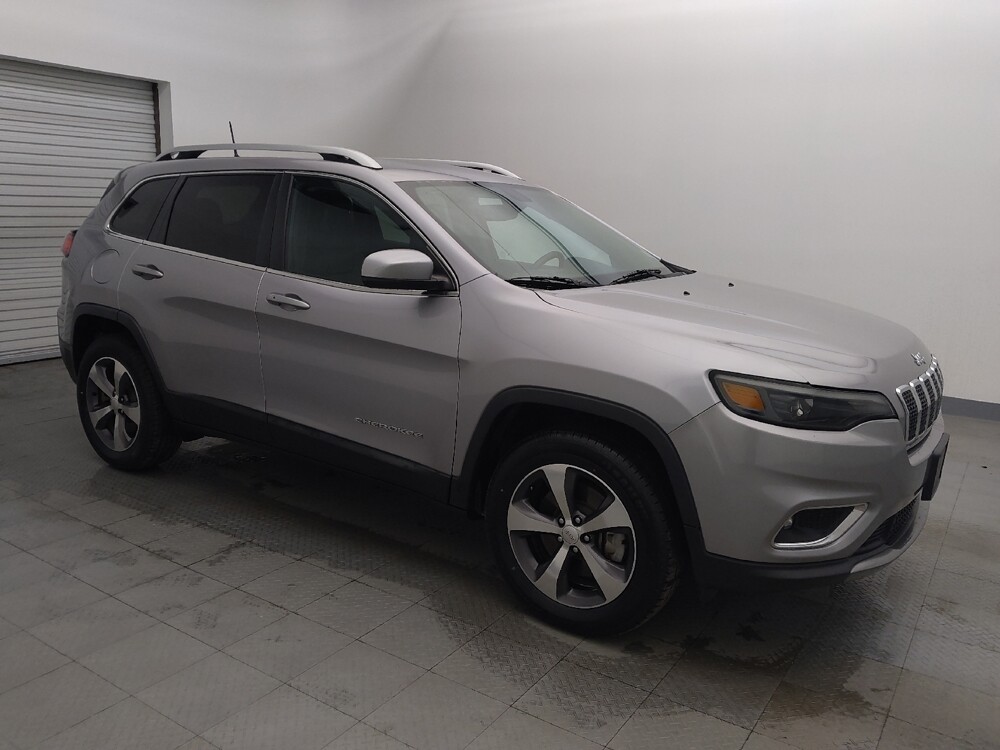 2020 Jeep Cherokee in Houston, TX 77074 - 18078468 11