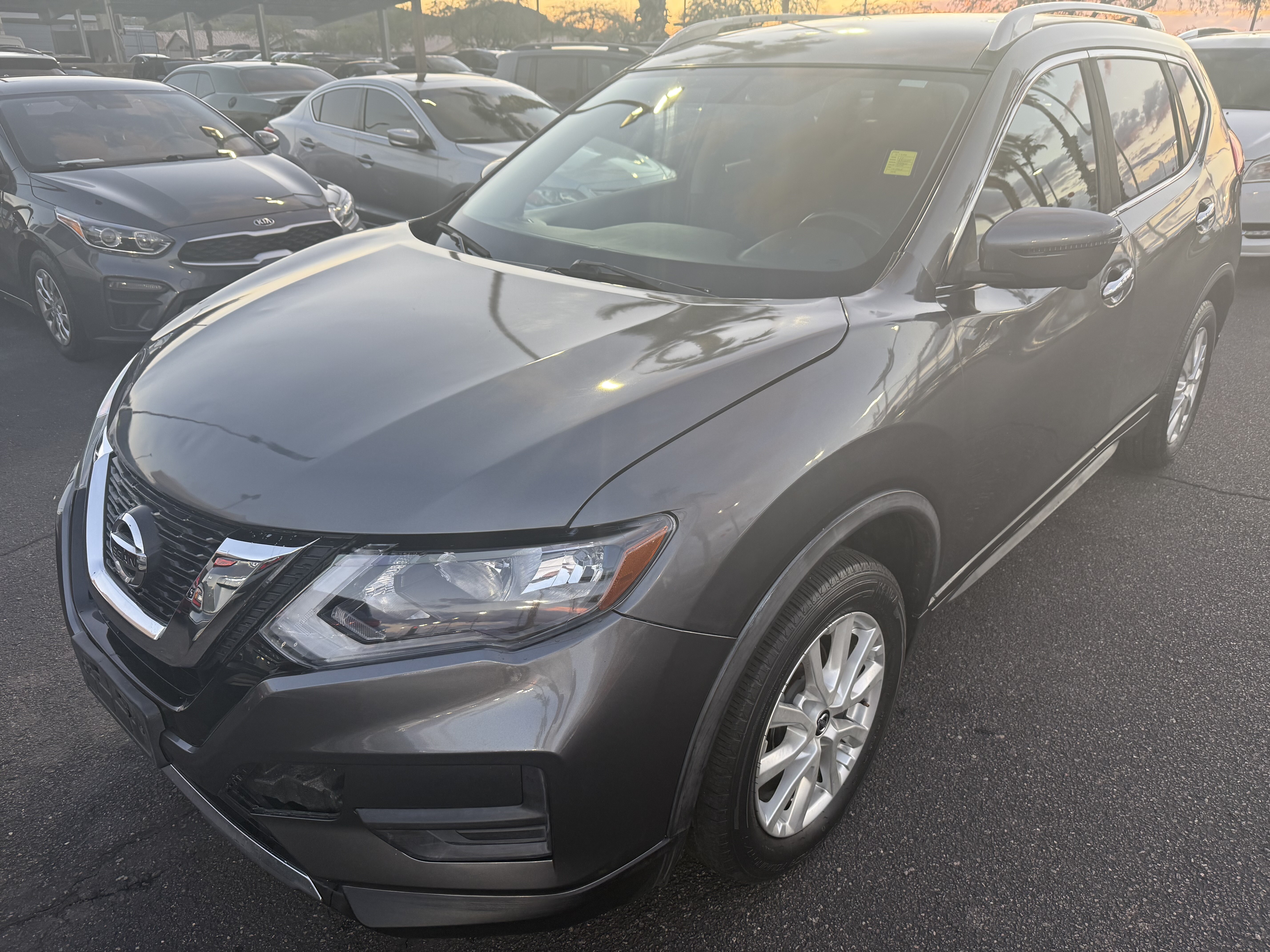 2017 Nissan Rogue in Phoenix, AZ 85022 - 18078483
