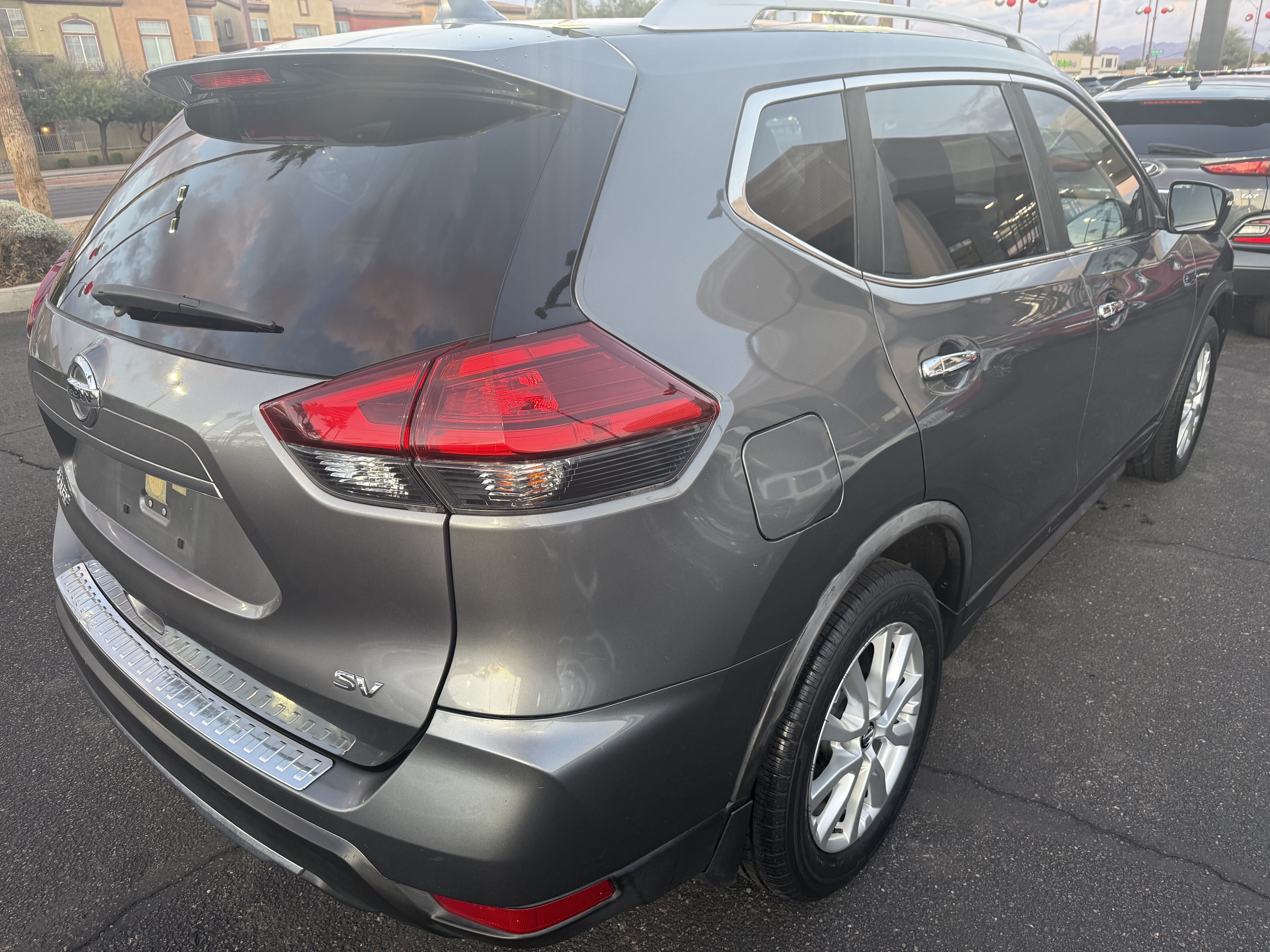 2017 Nissan Rogue in Phoenix, AZ 85022 - 18078483 4