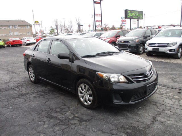 2013 Toyota Corolla in Oak Grove, MO 64075 - 18078486 3
