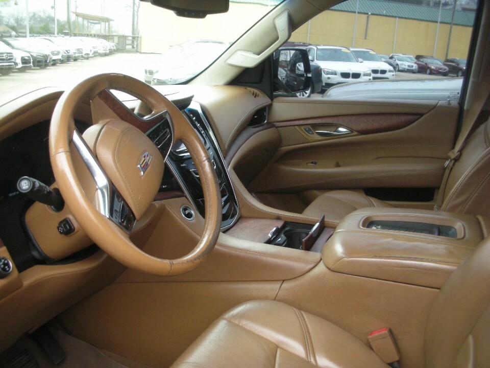 2016 Cadillac Escalade ESV in Nashville, TN 37209 - 18078490 4