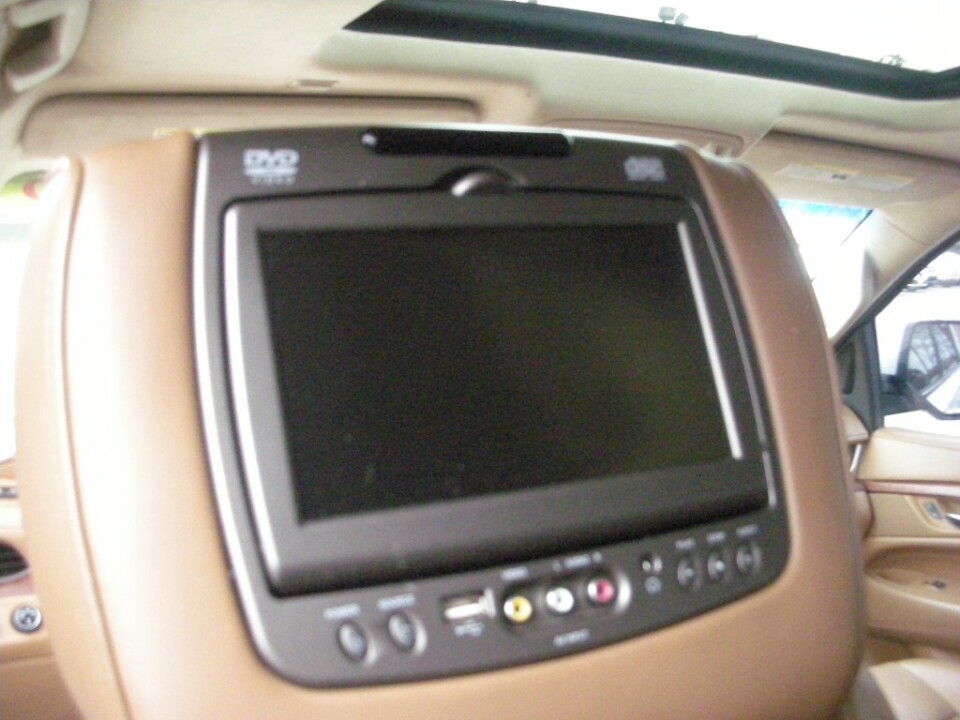 2016 Cadillac Escalade ESV in Nashville, TN 37209 - 18078490 8