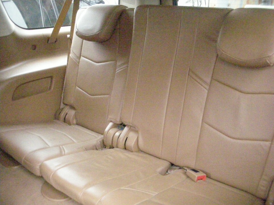 2016 Cadillac Escalade ESV in Nashville, TN 37209 - 18078490 6